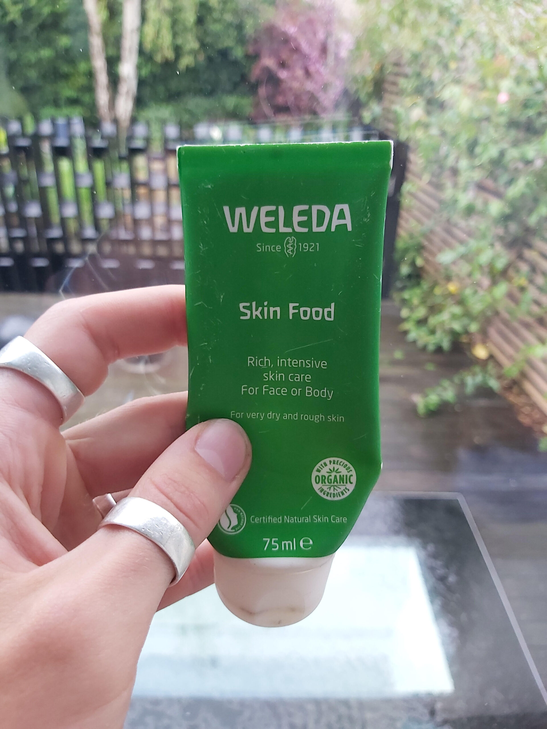 03. Weleda Skin Food